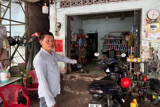 Đến khoảng 15 giờ cùng ngày, Công an xã An Phước đã có mặt nhắc nhở do nhận được phản ánh từ người dân về việc hát karaoke gây ồn ào. 