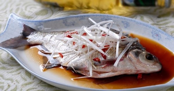 Người bị 3 bệnh này không nên ăn cá
