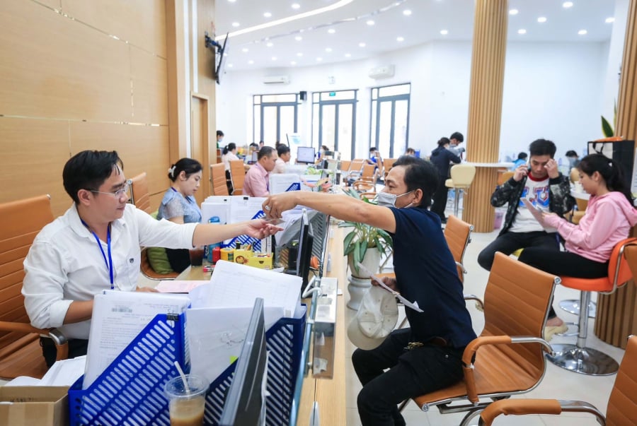 Việc điều chỉnh này áp dụng đối với những nhóm đối tượng hưởng lương, phụ cấp từ ngân sách nhà nước