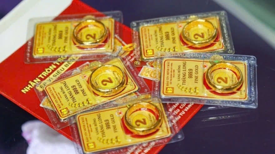 Sáng 13/5, giá vàng thế giới giao ngay tại thị trường châu Á dao động quanh ngưỡng 4.720 USD/ounce. 
