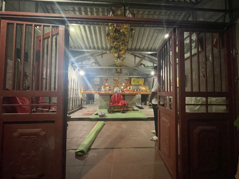 Ngay sau khi tiếp nhận tin báo, lực lượng công an đã nhanh chóng vào cuộc xác minh, điều tra. Kết quả điều tra bước đầu cho thấy N.V.M bị cáo buộc lợi dụng việc làm lễ giải bùa “Tứ Phủ” để thực hiện hành vi xâm hại đối với thiếu nữ.    