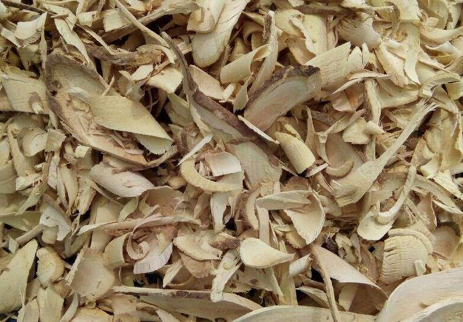 Phần rễ xáo tam phân có thể được bán với giá từ 7–10 triệu đồng/kg tùy chất lượng và tuổi cây