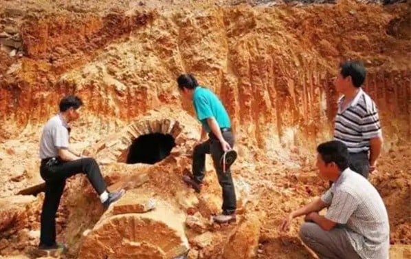 Ngôi mộ cổ tại Tứ Xuyên từng tồn tại nhiều năm trong lời đồn của người dân địa phương.