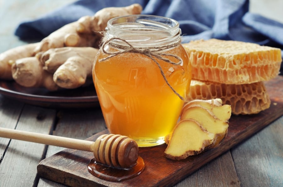 Uống nước gừng mật ong vào buổi sáng