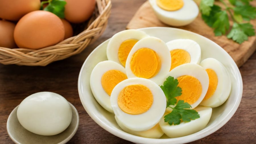 Trứng luộc đơn giản mà không đơn giản