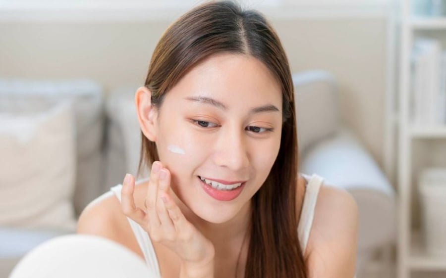 Một trong những lỗi thường gặp nhất là thoa quá ít kem chống nắng.