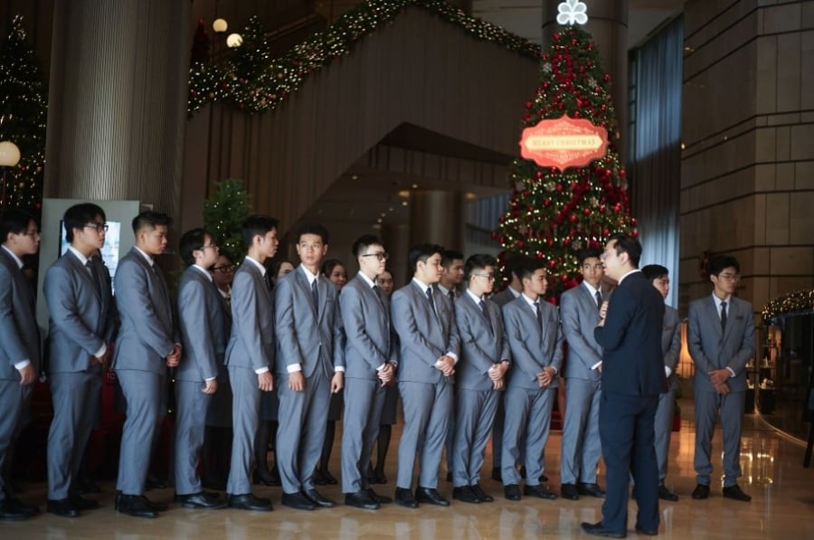 Sinh viên Hoa Sen Elite học tập - trải nghiệm thực tế tại Khách sạn Nikko Saigon.