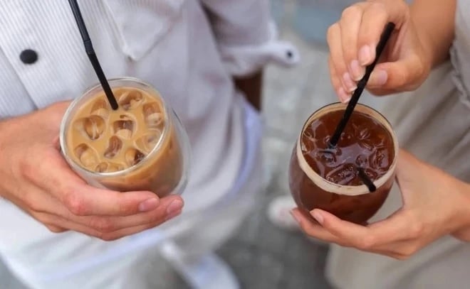 Có nên uống cà phê thay bữa sáng ngay không?