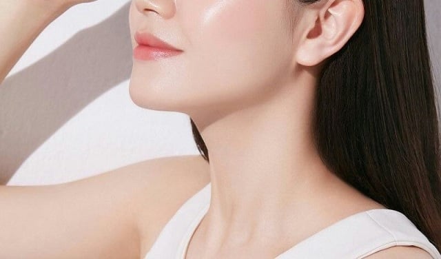 Một hàng rào bảo vệ khỏe mạnh giúp da duy trì độ ẩm tốt hơn, giảm nguy cơ kích ứng và chống lại các tác nhân từ môi trường.