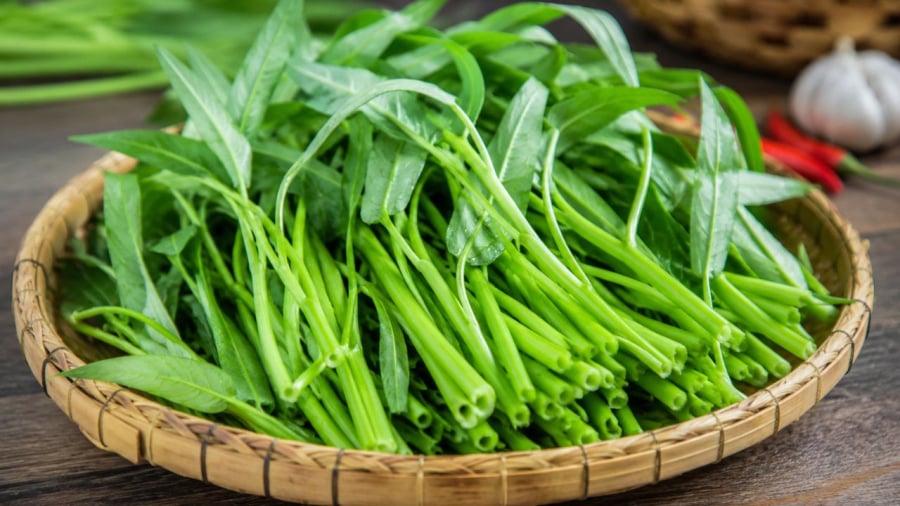 Rau muống không phù hợp cho một số người nên chú ý hạn chế