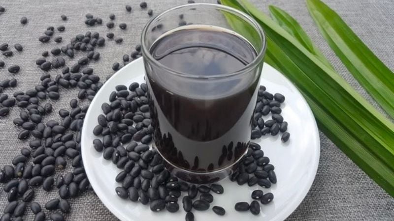 Nước đậu đen giảm cân đốt cháy mỡ thừa