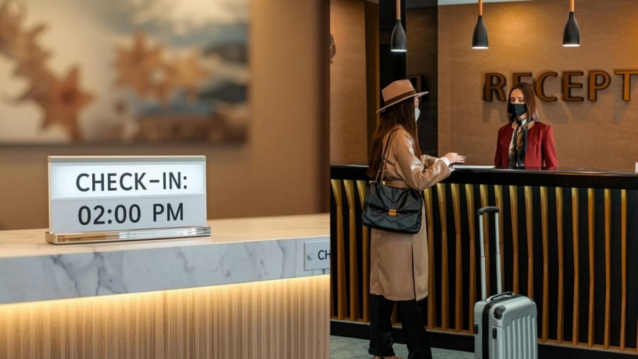 Khi muốn nhận phòng sớm, trả phòng muộn, du khách có thể sẽ phải trả thêm một khoản phí thuê phòng cho khách sạn.
