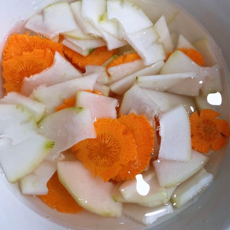 lam-nuoc-cham-va-do-chua