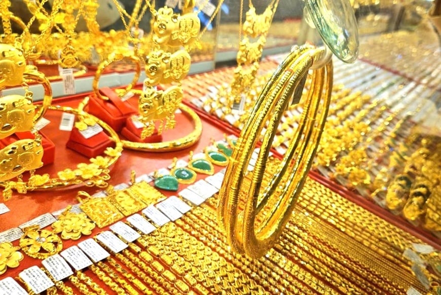 Thị trường vàng sáng nay 24/6 ghi nhận sự hạ nhiệt rõ rệt sau chuỗi ngày biến động.