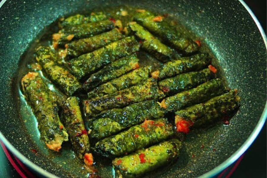 Rán đúng cách – chìa khóa giúp chả xanh mướt, không cháy    