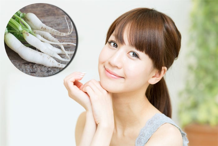Để sử dụng trong các công thức chăm sóc da, nên ưu tiên những củ cải còn tươi, có kích thước vừa phải, hình dáng thon dài và phần cuống vẫn giữ được màu xanh.    