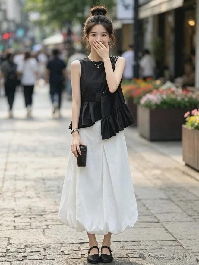 Chỉ một vài điểm nhấn nhỏ cũng đủ giúp bộ trang phục trở nên nổi bật và có chiều sâu hơn.
