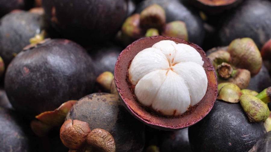 Phụ nữ mang thai (ăn quá nhiều)    
