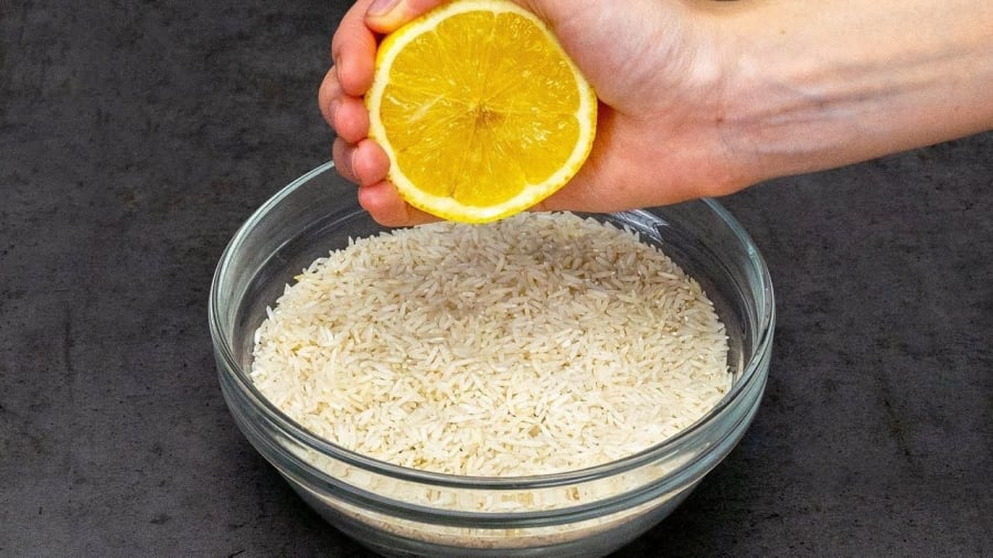 Giảm mùi khó chịu của gạo cũ    