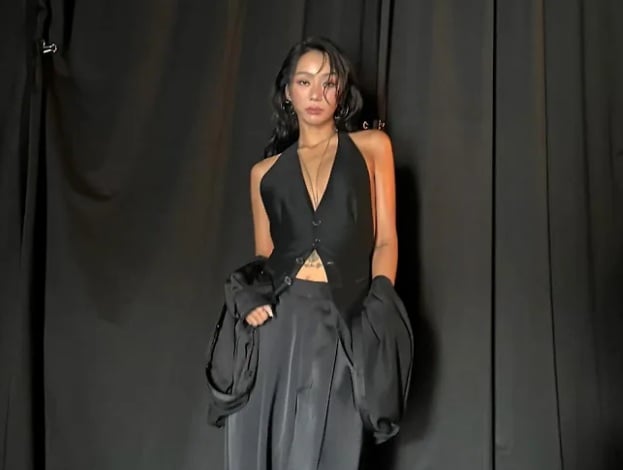  Đây là lựa chọn lý tưởng cho những ngày không muốn mất nhiều thời gian suy nghĩ về trang phục.
