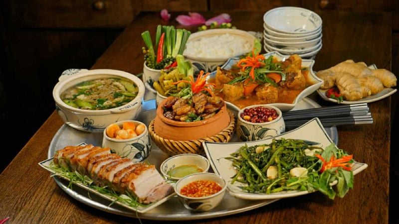 mam-com-viet-duoc-dau-tu-ve-cach-trinh-bay