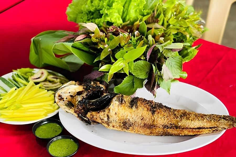 ca-chau-nuong-la-sim-ha-tinh
