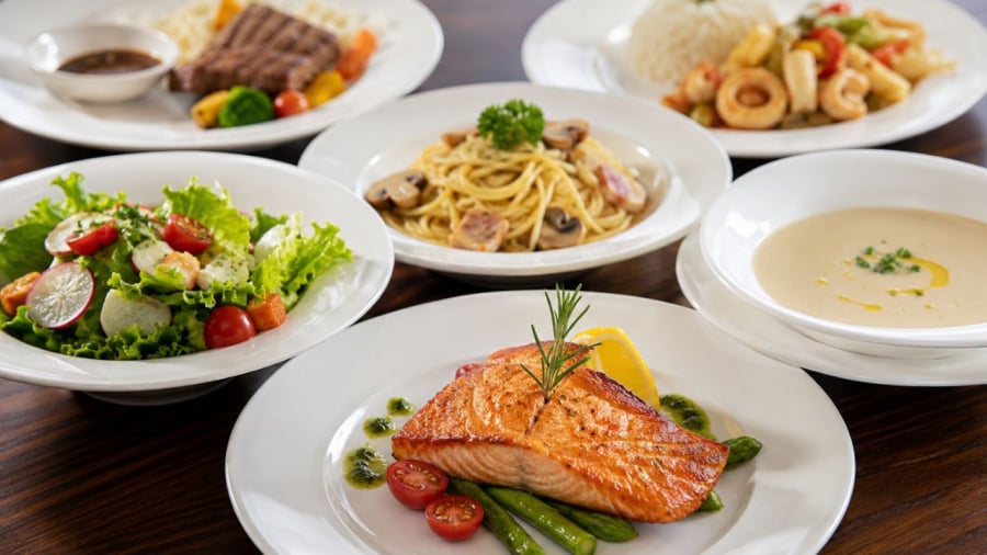 Vì sao bát đĩa nhà hàng khách sạn thường dùng màu trắng?