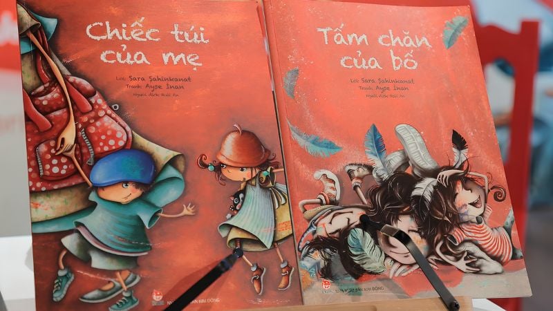 hai-bo-sach-mang-den-goc-nhin-moi-ve-vai-tro-cua-cha-me