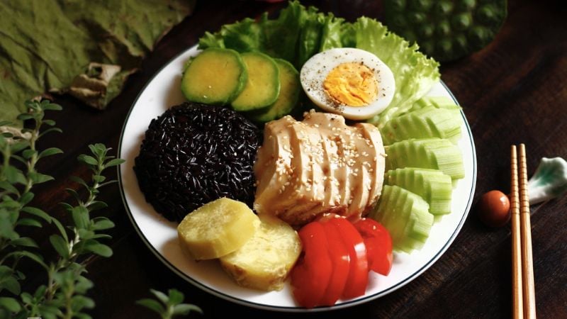 bo-sung-du-protein-trong-moi-bua