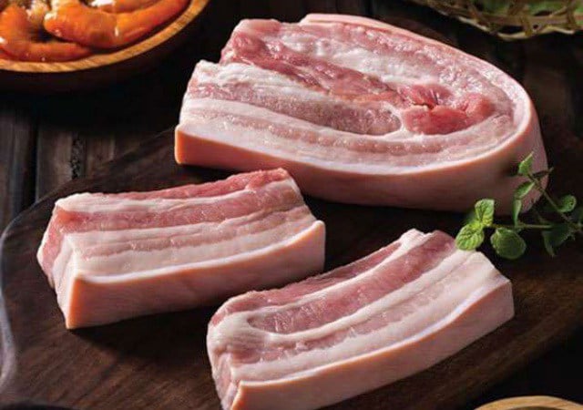 Chọn thịt ba chỉ có tỷ lệ nạc mỡ cân đối    