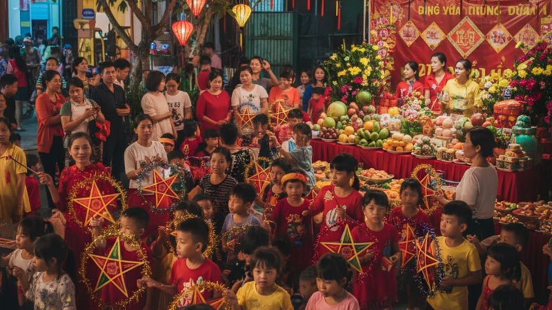 ruoc-den-pha-co-va-quay-quan-ben-gia-dinh-la-nhung-ky-uc-tuoi-tho