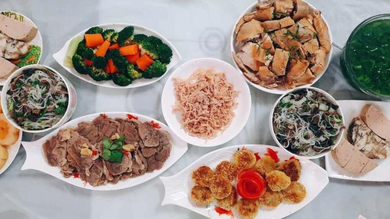 mam-com-viet-duoc-ngoc-huyen-duy-tri-tai-iraq