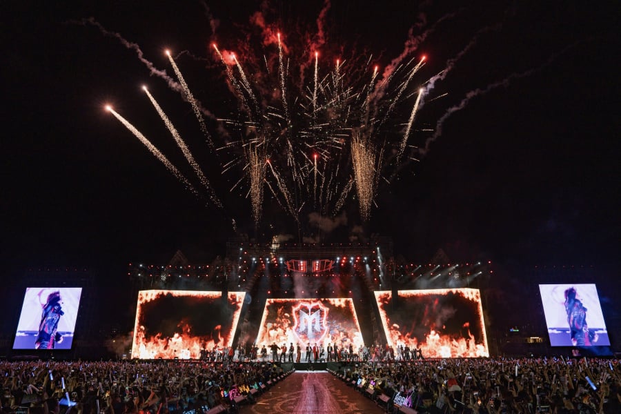 Hoả Tâm tại concert đầu tiên của Anh trai vượt ngàn chông gai 2026