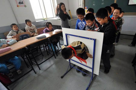 beijing-primary-school-students-sex-education-class-04-550x366.jpg