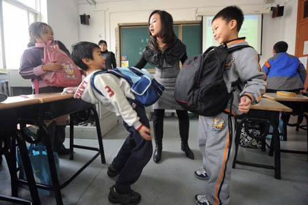 beijing-primary-school-students-sex-education-class-06-560x373.jpg