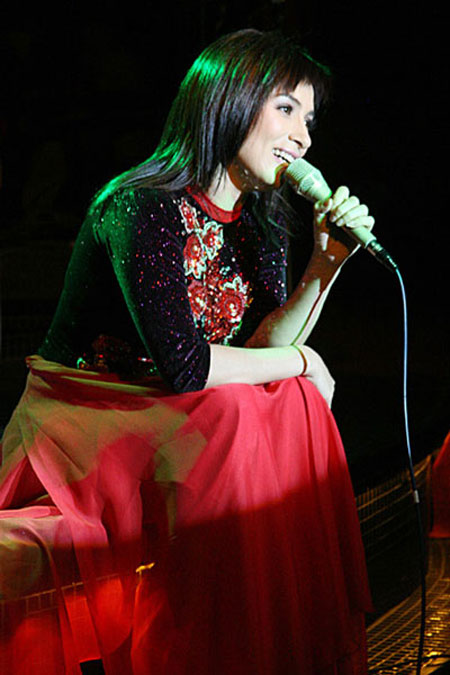 Ca sĩ Phi Nhung