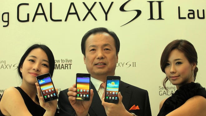Thành công của Samsung Galaxy S2 vượt cả iPhone 4 tại Hàn Quốc.