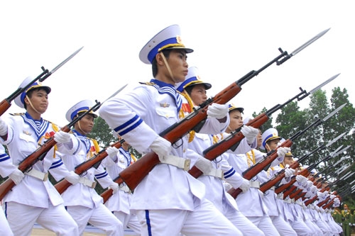 Hải quân nhân dân Việt Nam chính qui, tinh nhuệ, hiện đại.  Ảnh: QĐND