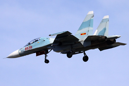 Theo tờ Kính Tiềm Vọng 2 (Periscope2) thống kê, Việt Nam đã nhận lô 4 máy bay Su-30MK2 đầu tiên của Nga vào năm 1994.  Ảnh: DV0