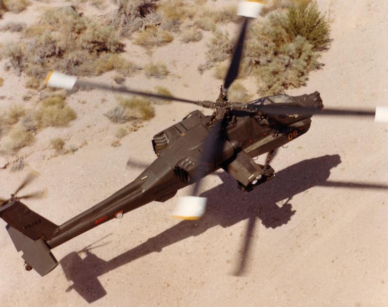 Những trực thăng Longbow thế hệ mới còn có thể bộ gây nhiễu hồng ngoại, triệt tiêu gần như hoàn toàn nguy cơ bị phát hiện.