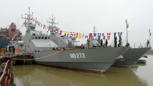 Tàu TT400TP là loại tàu chiến hiện đại, có nhiều đặc tính ưu việt khi hoạt động tác chiến trên biển, lần đầu triển khai đóng mới tại Việt Nam. Ảnh: QĐND