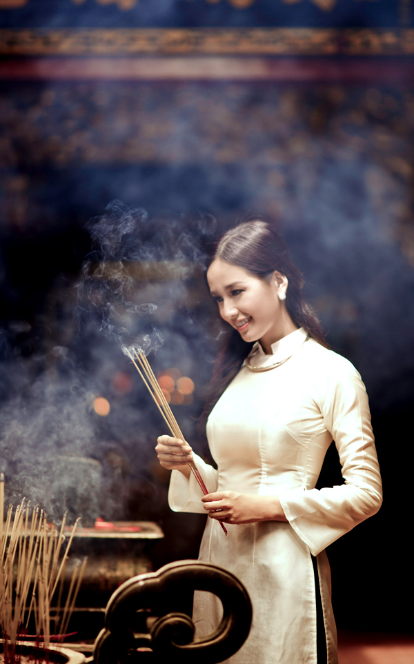 Kín đáo và không bị soi nên hoa hậu luôn nở nụ cười tươi trên môi