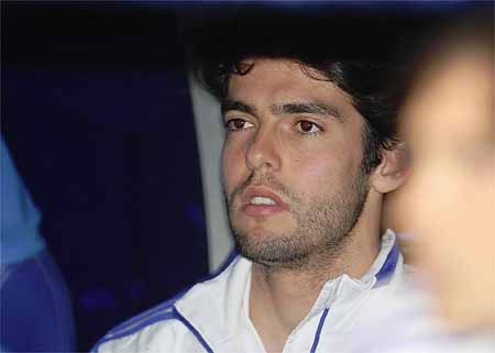 Kaka đã lên mặt báo ca ngợi ông thầy Jose Mourinho