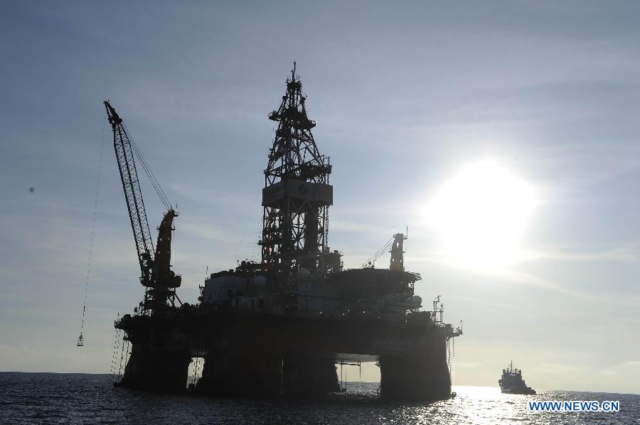 Giàn khoan này do Tổng Công ty Dầu khí ngoài khơi quốc gia Trung Quốc (CNOOC) làm chủ đầu tư với tổng vốn 6 tỉ nhân dân tệ (19.020 tỉ đồng VN), có nhiệm vụ chính là khoan giếng thăm dò, khoan giếng sản xuất, hoàn thành giếng khoan và sửa chữa giếng khoan trên Biển Đông.  Đây là giàn khoan kiểu nửa chìm hoạt động ở độ sâu tối đa 3.000m, độ sâu giếng khoan tối đa 12.000m, thuộc thế hệ thứ sáu trên thế giới và là giàn khoan cấp siêu sâu đầu tiên do Trung Quốc sản xuất