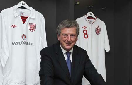 Hodgson từng đưa đội tuyển Thụy Sĩ tới World Cup 1994 cũng như ông đã từng làm việc cùng đội tuyển Phần Lan và UAE