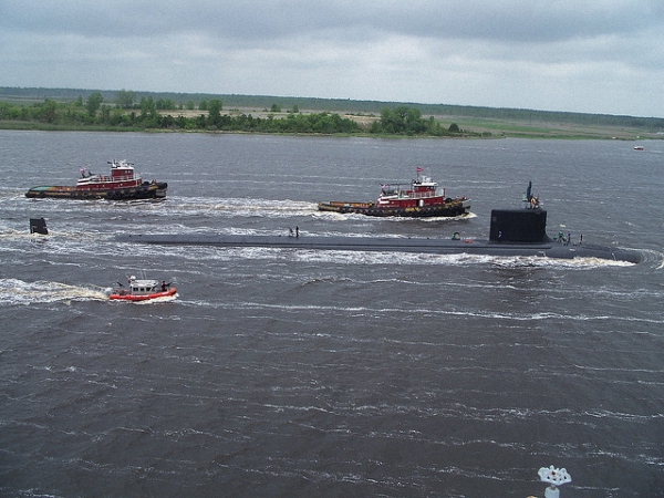 Nhiều người nhận định rằng chỉ cần một mình tầu ngầm tấn công USS North Carolina cũng đủ san bằng một nửa Hạm đội Nam Hải, do vậy không có lý gì mà Philippines cũng như các quốc gia Đông Nam Á phải e ngại sự bành trướng của Trung Quốc…