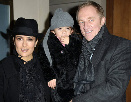 Gia đình nhỏ của Salma Hayek hạnh phúc trọn vẹn với sự ra đời của “cô công chúa nhỏ” Valentina.