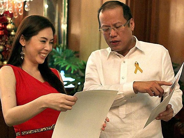 Ông Benigno Aquino, tổng thống độc thân 52 tuổi của Philippines được cho là đã chia tay với người tình 29 tuổi gốc Hàn chỉ vài tháng sau khi công khai tình cảm với cô.