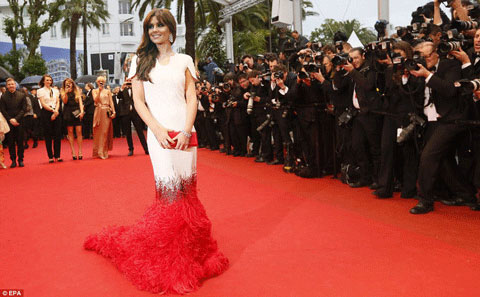 Cô thật lộng lẫy trên thảm đỏ Cannes 2012.