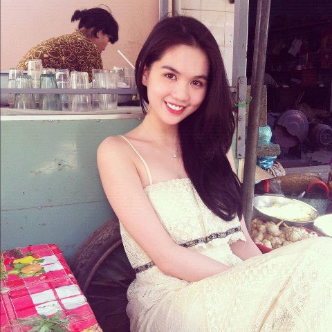 Chia sẻ về việc xây nhà cho mẹ, Ngọc Trinh từng tâm sự với bạn: 